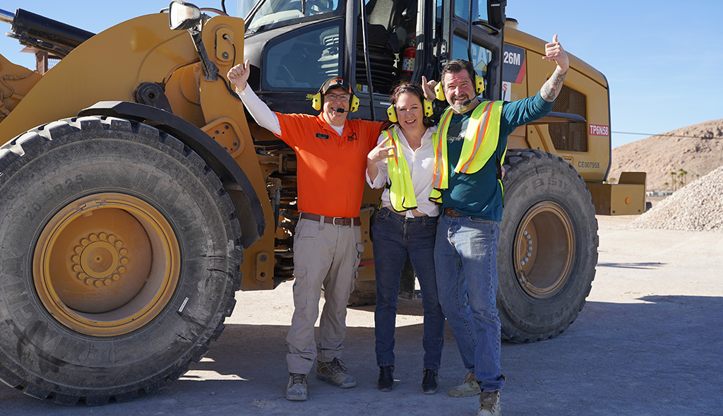 4-Wheel-Loader_Gallery-2